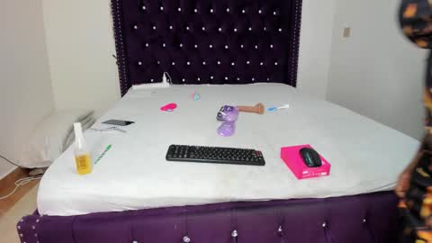 Snapshot of tatiana_storm chatting on October 2025 10:41:01 AM tatiana_storm online show from October 2025 10:41:01 AM