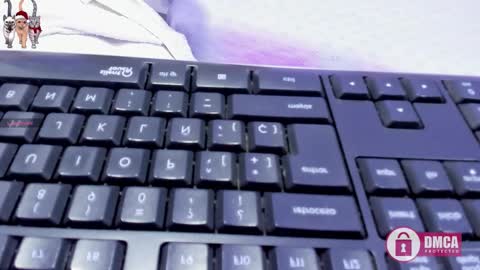 Snapshot of tatiana_vegha chatting on November 2025 12:16:02 PM i am tatiana online show from November 2025 12:16:02 PM