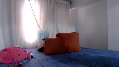 Snapshot of tatianagiraldo12 chatting on March 2025 08:35:02 PM tatiana giraldo online show from March 2025 08:35:02 PM