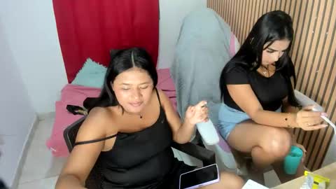 Snapshot of tatihot_6969 chatting on May 2026 02:29:01 AM tatihot_6969 online show from May 2026 02:29:01 AM