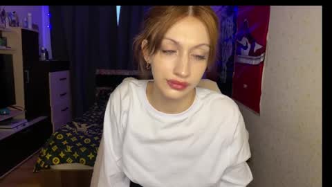 Snapshot of tatika_williams chatting on April 2026 03:37:02 PM tatika_williams online show from April 2026 03:37:02 PM