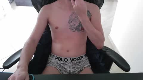 Snapshot of tatmers chatting on January 2025 06:21:01 PM Lucas online show from January 2025 06:21:01 PM