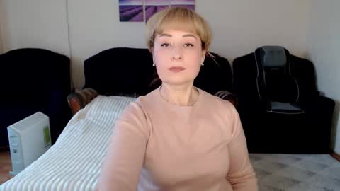 Snapshot of tattease chatting on November 2025 01:12:02 PM Tattease online show from November 2025 01:12:02 PM