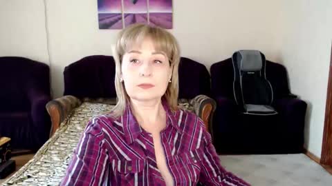 Snapshot of tattease chatting on May 2026 12:44:02 PM Tattease online show from May 2026 12:44:02 PM