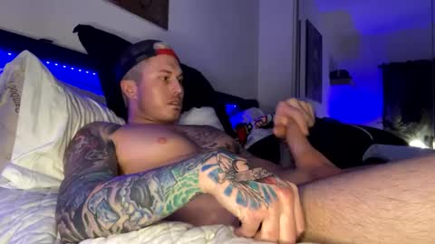 Snapshot of tattednblonde chatting on January 2025 01:56:01 PM tattednblonde online show from January 2025 01:56:01 PM