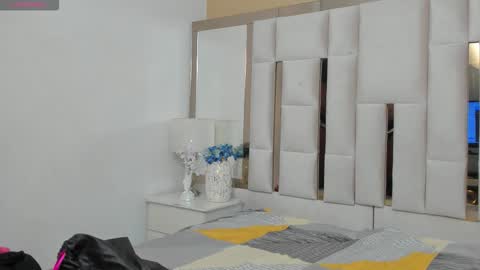 TattiBell online show from November 2025 11:56:02 AM