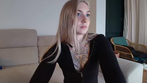 tattoobbgirl online show from January 2026 07:11:01 PM