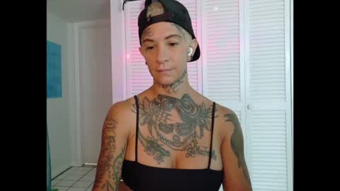 Snapshot of tattooed_natalia chatting on July 2026 02:40:02 PM Natalia 3 online show from July 2026 02:40:02 PM