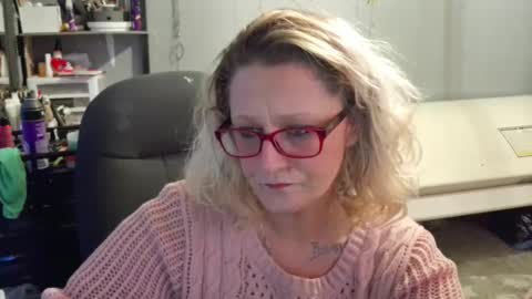 Snapshot of tattooeddirtyteacher chatting on February 2025 07:17:01 PM Lisa Lovely online show from February 2025 07:17:01 PM