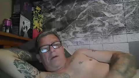 Snapshot of tatts4tits chatting on June 2026 01:07:02 AM dave online show from June 2026 01:07:02 AM
