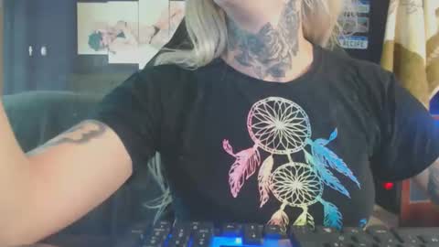 Snapshot of tatuada_safada chatting on September 2025 06:19:01 PM tatuada_safada online show from September 2025 06:19:01 PM