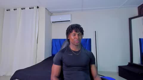 tau_montes online show from February 2026 03:49:02 AM