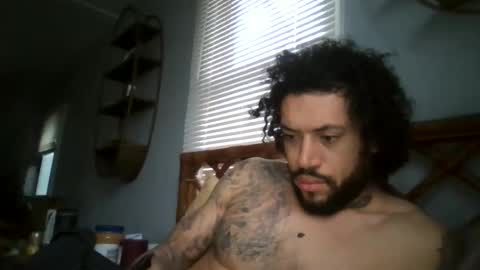 Snapshot of taurusbaeforever chatting on April 2026 12:06:02 PM taurusbaeforever online show from April 2026 12:06:02 PM