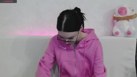 Taya online show from September 2025 06:18:02 PM