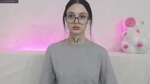 Taya online show from September 2025 07:19:02 PM