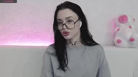 Taya online show from October 2025 08:07:01 PM