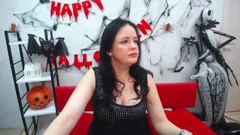 TayaBoret online show from November 2025 07:03:01 PM