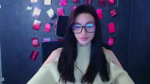 Taya online show from December 2025 12:25:02 PM