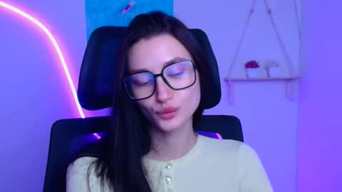 Taya online show from December 2025 06:31:01 AM