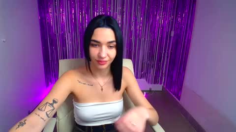 Tayla online show from October 2025 06:21:02 AM