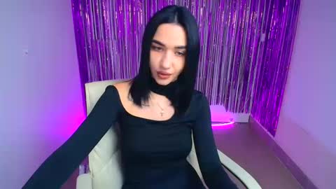 Tayla online show from October 2025 12:02:02 PM