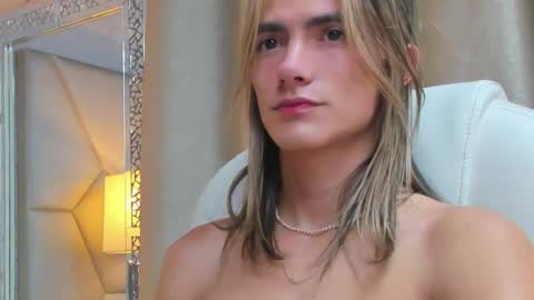 Snapshot of tayler_swift1 chatting on March 2025 03:59:01 PM tayler_swift1 online show from March 2025 03:59:01 PM