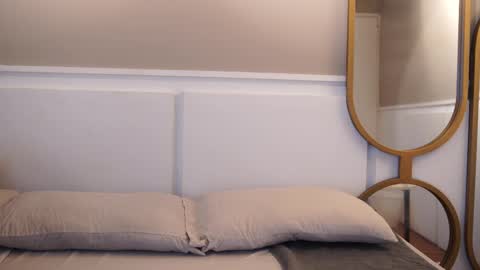 Teylor  Kim online show from October 2025 06:28:02 PM