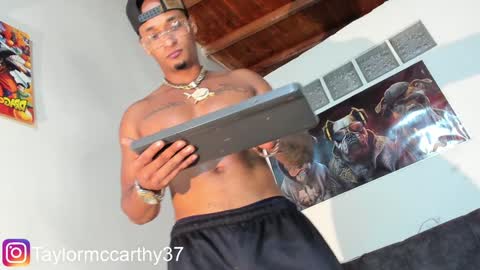 Taylor Mccarthy online show from January 2025 01:32:01 AM