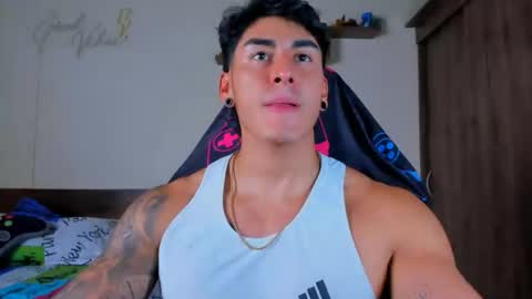 Snapshot of taylor_mclane1 chatting on February 2026 05:33:01 PM taylor_mclane1 online show from February 2026 05:33:01 PM