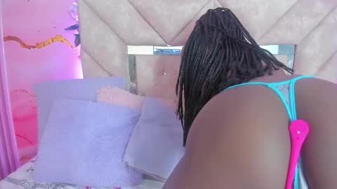 Snapshot of taylor_oriana_ chatting on October 2025 11:23:02 AM Oriana online show from October 2025 11:23:02 AM