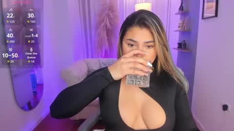 Snapshot of taylor_smith1_ chatting on January 2026 11:37:02 AM Taylor online show from January 2026 11:37:02 AM