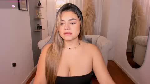 Snapshot of taylor_smith1_ chatting on February 2026 11:43:02 AM Taylor online show from February 2026 11:43:02 AM