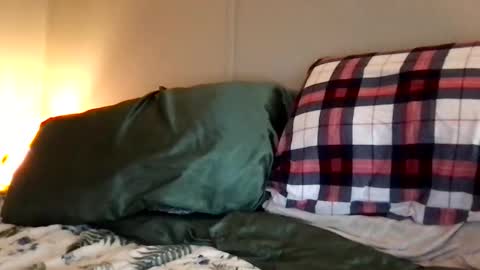 Snapshot of taylorbrant33 chatting on December 2025 06:34:02 PM t-grizzz online show from December 2025 06:34:02 PM