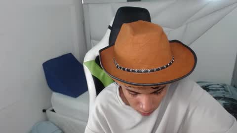 TAYLOR online show from April 2026 03:37:02 AM