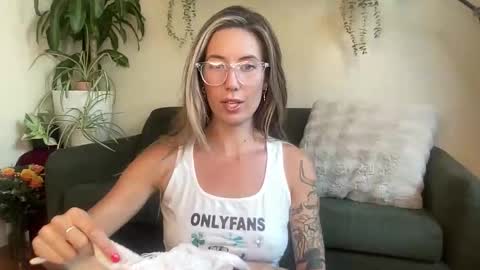 Taylor online show from January 2026 03:23:01 AM