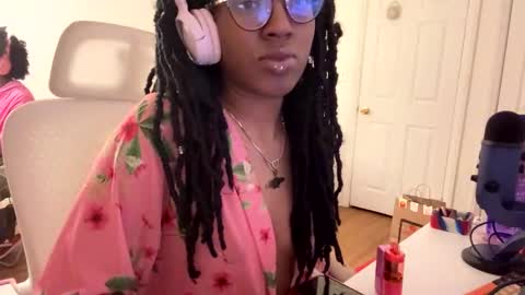 Snapshot of taylorsosweets chatting on May 2026 03:13:02 AM Taylor online show from May 2026 03:13:02 AM