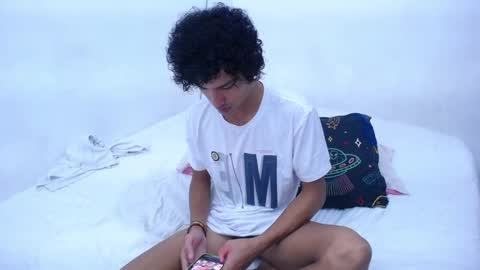 Snapshot of tayronx33 chatting on December 2024 03:55:01 PM Tayron online show from December 2024 03:55:01 PM