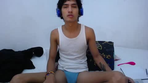 Snapshot of tayronx33 chatting on December 2024 06:31:01 PM Tayron online show from December 2024 06:31:01 PM