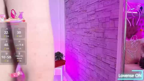 Snapshot of tayzon_foxxx chatting on October 2025 11:25:01 AM Sofia online show from October 2025 11:25:01 AM