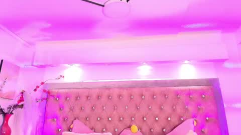 Snapshot of tayzon_foxxx chatting on November 2025 01:21:02 PM Sofia online show from November 2025 01:21:02 PM