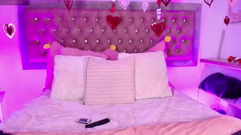 Snapshot of tayzon_foxxx chatting on February 2026 01:29:02 PM Sofia online show from February 2026 01:29:02 PM