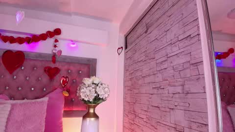 Snapshot of tayzon_foxxx chatting on February 2026 12:45:02 PM Sofia online show from February 2026 12:45:02 PM