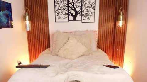 Snapshot of tayzon_foxxx chatting on February 2026 09:25:02 PM Sofia online show from February 2026 09:25:02 PM