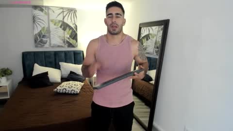 BASTIAN online show from November 2025 07:02:02 PM