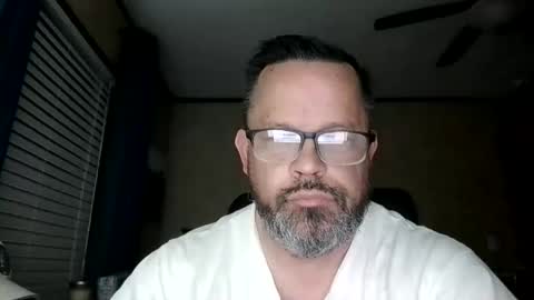 tdhawk87 online show from April 2026 08:56:01 AM