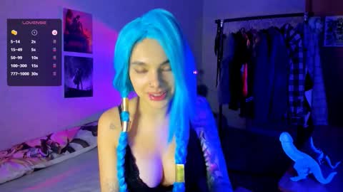 Snapshot of tea_rexx chatting on November 2025 07:12:01 PM Kristina online show from November 2025 07:12:01 PM