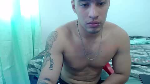 Snapshot of team23hot0 chatting on December 2024 07:33:01 PM team23hot0 online show from December 2024 07:33:01 PM