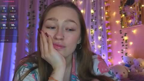 Eva online show from November 2025 08:22:02 PM