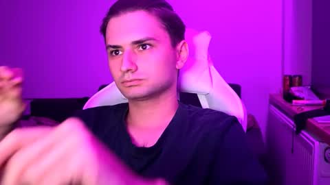 Snapshot of teasenova chatting on October 2025 06:41:01 PM Vlad online show from October 2025 06:41:01 PM