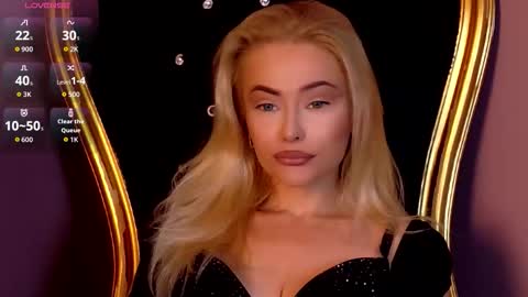 Snapshot of teasingjulianna chatting on October 2025 02:47:02 PM teasingjulianna online show from October 2025 02:47:02 PM